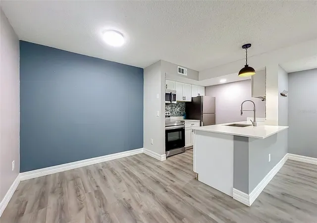 5th image of 5144 Conroy Rd #13, Orlando, FL 32811 | MLS# S5153007