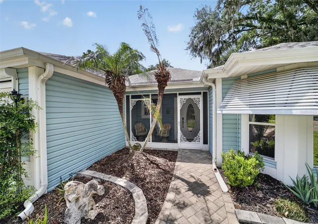 3rd image of 1230 Desilva St, Lady Lake, FL 32159 | MLS# G5114625