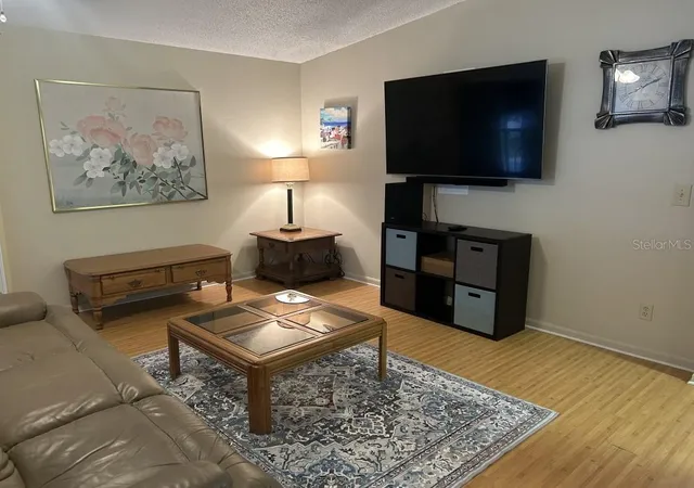 Photo 3 of Manufactured home for sale at 1550 Hillcrest Dr, Lady Lake, FL 32159 | MLS# A4698965 | Listing updated on 2026-07-20