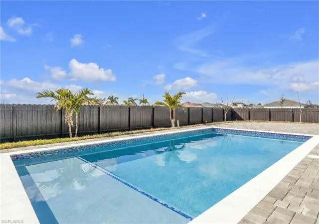 Homes for sale in Cape Coral, FL | 1015 Nw 23rd Ave, Cape Coral, FL 33993 | MLS# A4698966