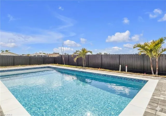 Homes for sale in Cape Coral, FL | 1015 Nw 23Rd Ave, Cape Coral, FL 33993 | MLS# A4698966