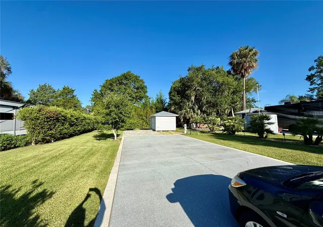 2nd image of 3054 Ne 101st Ter #127, Silver Springs, FL 34488 | MLS# O6422207