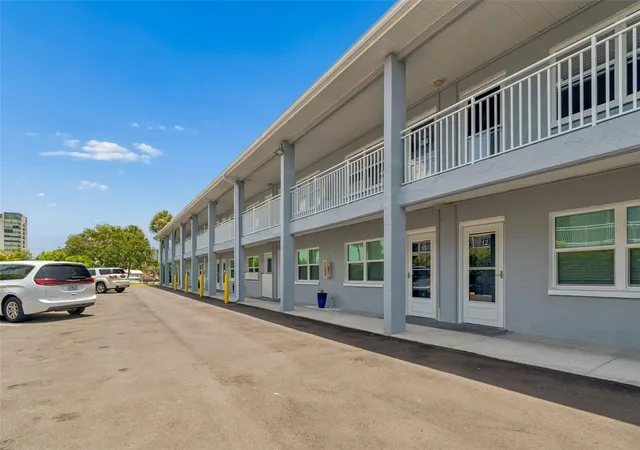 3rd image of 9715 Harrell Ave #39, Treasure Island, FL 33706 | MLS# TB8525813