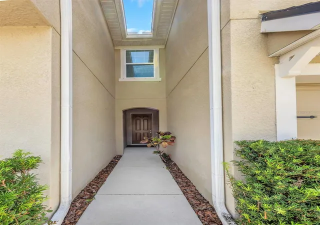 Photo 4 of Townhouse for sale at 14203 Damselfly Dr, Tampa, FL 33625 | MLS# TB8525815 | Listing updated on 2026-07-05