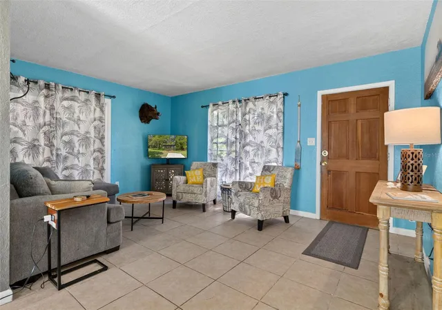 Homes for sale in Crystal River, FL | 8668 N Elmtree Ave, Crystal River, FL 34428 | MLS# OM727892