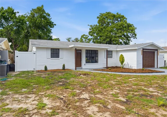 Photo 3 of Sale Pending at 7811 Tyson Dr, Port Richey, FL 34668 | MLS# TB8525816 | Listing updated on 2026-09-03