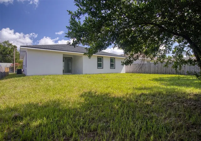 Photo 4 of Single family home for sale at 1246 Herschell St, Lakeland, FL 33815 | MLS# TB8525817 | Listing updated on 2026-09-27