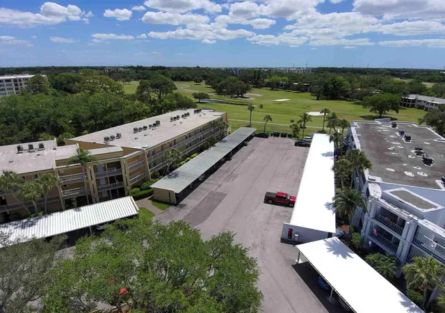 Photo 3 of Condo for sale at 225 Country Clb Dr #D142, Largo, FL 33771 | MLS# TB8525826 | Listing updated on 2026-10-05
