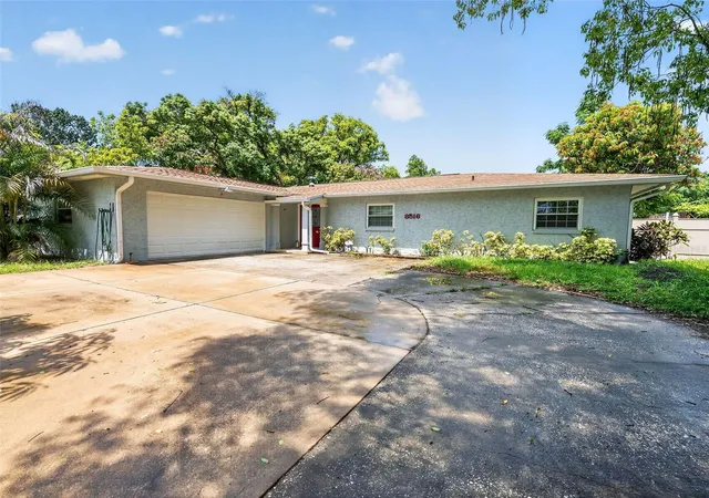 Photo 1 of Single family home for sale at 8516 Twin Lake Blvd, Tampa, FL 33614 | MLS# TB8525828 | Listing updated on 2026-08-22