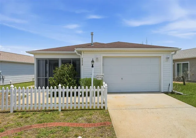 1st image of 1614 Gibbes Wy, The Villages, FL 32162 | MLS# G5114630