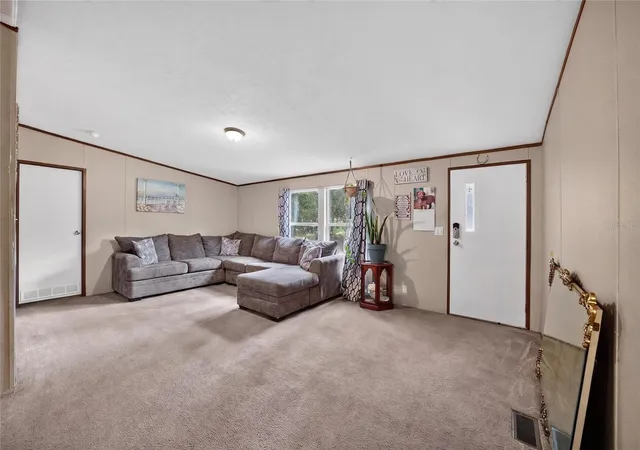 Photo 3 of Manufactured home for sale at 4842 W Nester Ct, Homosassa, FL 34446 | MLS# TB8525832 | Listing updated on 2026-08-28