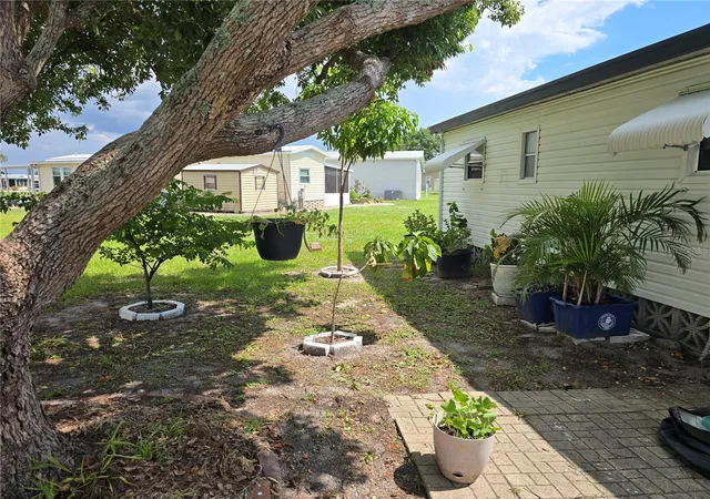 2nd image of 5316 53rd Ave E #A21, Bradenton, FL 34203 | MLS# A4698978
