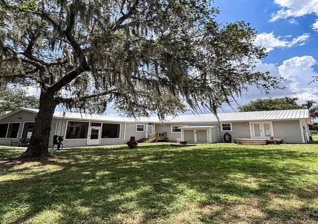 Photo 4 of Single family home for sale at 12601 Double Run Rd, Astatula, FL 34705 | MLS# G5114632 | Listing updated on 2026-08-27