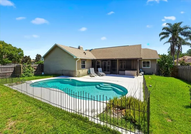 Photo 4 of Single family home for sale at 2406 Abalone Blvd, Orlando, FL 32833 | MLS# O6422251 | Listing updated on 2026-10-07