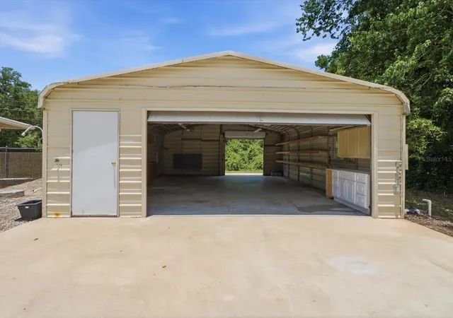 Homes for sale in Hernando, FL | 5383 N Carl G Rose Hwy, Hernando, FL 34442 | MLS# OM727905