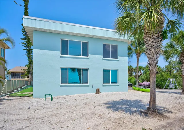 Listing Photo 4 - Condo for sale in building located at 5055 N Bch Rd, ENGLEWOOD, FL 34223 - Unit #101