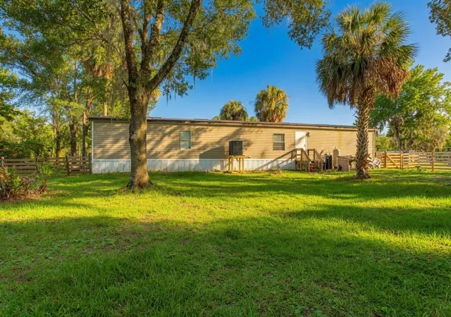 2nd image of 935 S Crystal Grove Pt, Homosassa, FL 34448 | MLS# OM727909