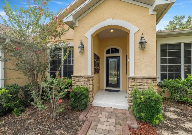 Photo 3 of Single family home for sale at 1271 Lattimore Dr, Clermont, FL 34711 | MLS# OM727910 | Listing updated on 2026-09-12