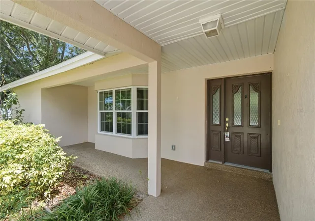 Photo 2 of Single family home for sale at 9743 106th Avenue, Largo, FL 33773 | MLS# TB8525853 | Listing updated on 2026-09-13