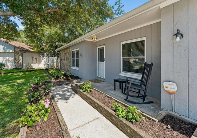 4th image of 16205 Sawgrass Cir, Tampa, FL 33624 | MLS# A4698995