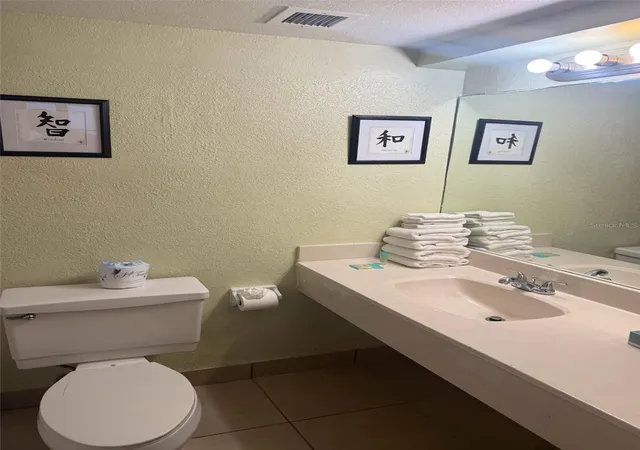 Photo 4 of Condo for sale at 2301 S Atlantic Ave #328, Daytona Beach, FL 32118 | MLS# O6422261 | Listing updated on 2026-09-04
