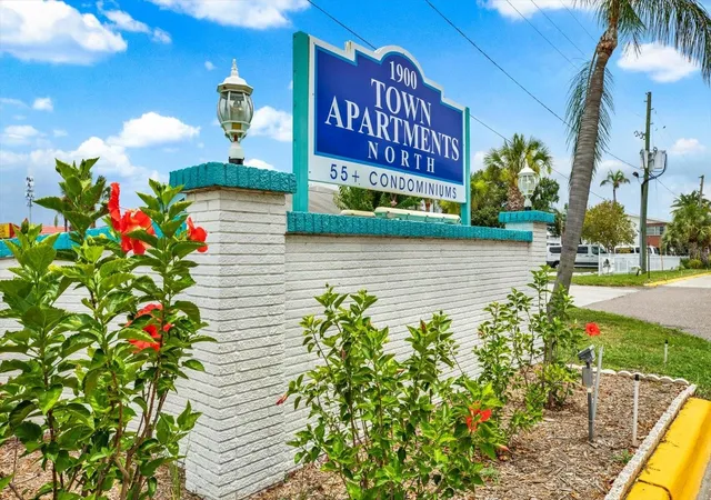 Homes for sale in St Petersburg, FL | 6015 19th St N #302, St Petersburg, FL 33714 | MLS# TB8525860