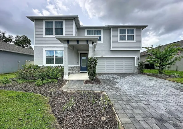 Photo 2 of Single family home for sale at 900 Honey Petal Ln, De Land, FL 32720 | MLS# O6422265 | Listing updated on 2026-09-19