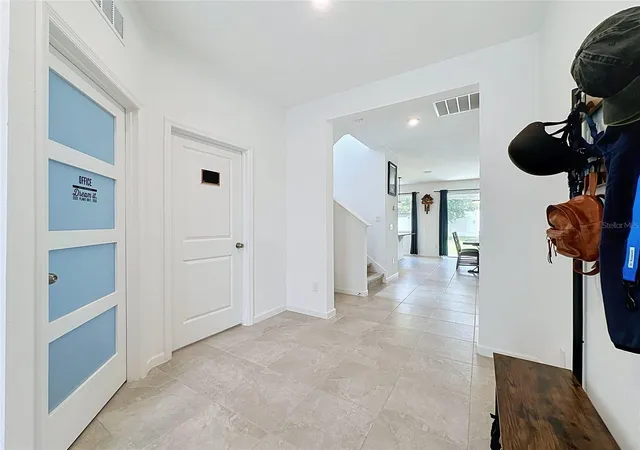 Photo 3 of Single family home for sale at 900 Honey Petal Ln, De Land, FL 32720 | MLS# O6422265 | Listing updated on 2026-09-19