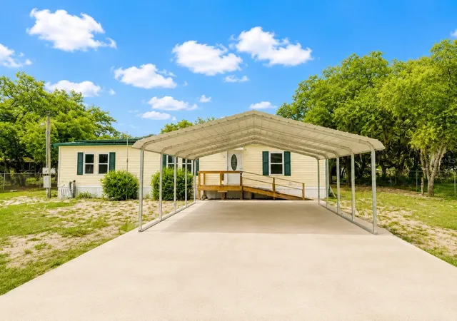 Homes for sale in Lake Wales, FL | 2400 Appaloosa Rd, Lake Wales, FL 33898 | MLS# S5153039