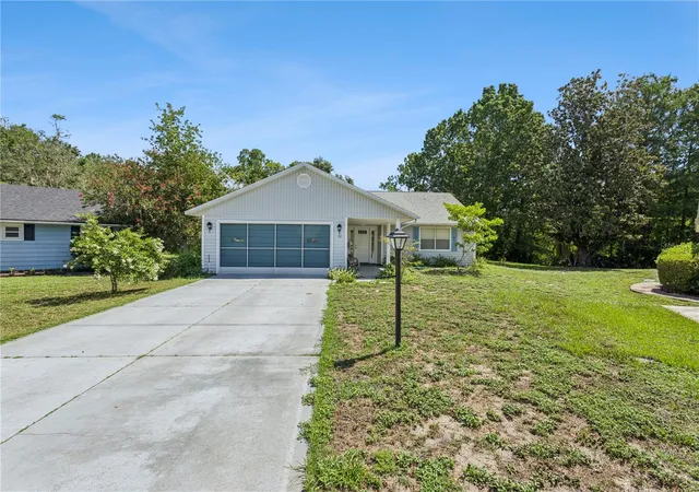 Homes for sale in Leesburg, FL | 32 Gordon Ct, Leesburg, FL 34788 | MLS# G5114638