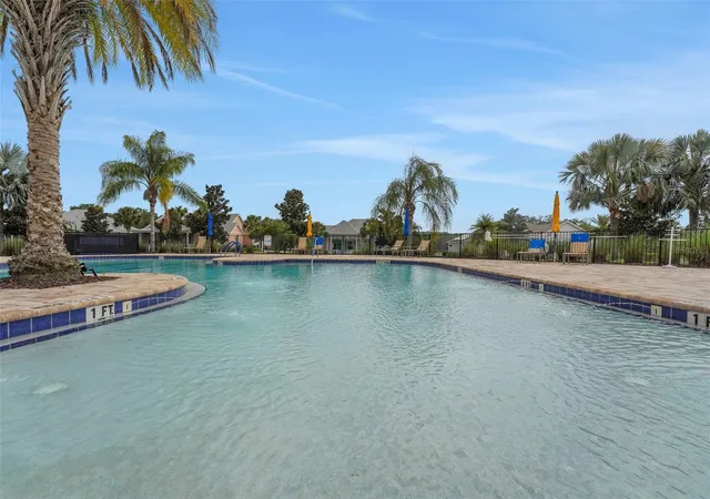 image of 1026 Fiesta Key Cir, Lady Lake, FL 32159 | MLS# G5114639