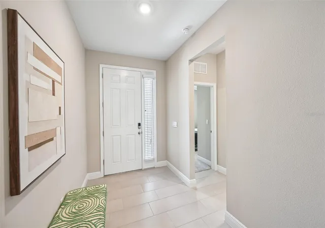 Photo 3 of Single family home for sale at 178 Mangrove Manor Dr, Apollo Beach, FL 33572 | MLS# S5153040 | Listing updated on 2026-10-08