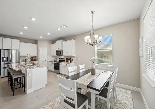 Photo 4 of Single family home for sale at 178 Mangrove Manor Dr, Apollo Beach, FL 33572 | MLS# S5153040 | Listing updated on 2026-10-08