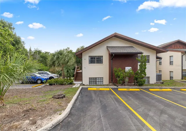 Photo 1 of Condo for sale at 964 5th Street #964, Clermont, FL 34711 | MLS# OM727914 | Listing updated on 2026-09-12