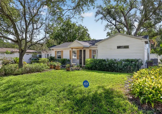 2nd image of 4204 S Renellie Dr, Tampa, FL 33611 | MLS# O6422282
