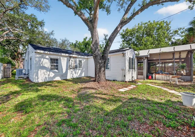 4th image of 4204 S Renellie Dr, Tampa, FL 33611 | MLS# O6422282