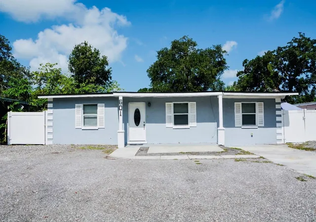 Homes for sale in Tampa, FL | 601 Lime Tree Rd, Tampa, FL 33619 | MLS# TB8525876