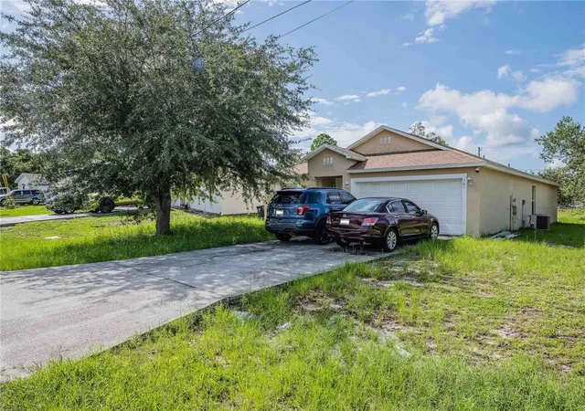 Photo 1 of Single family home for sale at 141 Flatfish Ct, Kissimmee, FL 34759 | MLS# TB8525879 | Listing updated on 2026-10-15