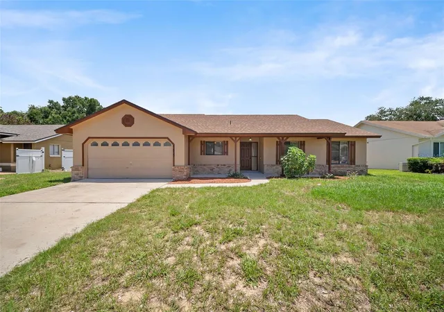 Photo 1 of Single family home for sale at 7853 Kensingham Ct, Orlando, FL 32835 | MLS# O6422289 | Listing updated on 2026-10-26