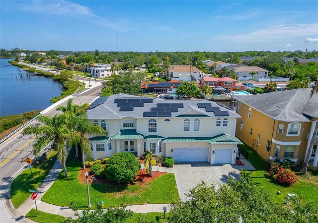2nd image of 339 Manatee Ln, Tarpon Springs, FL 34689 | MLS# TB8525883