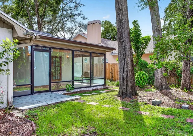 Photo 40 of Single family home for sale at 6328 N Queensway Dr, Temple Terrace, FL 33617 | MLS# TB8525884 | Listing updated on 2026-09-15