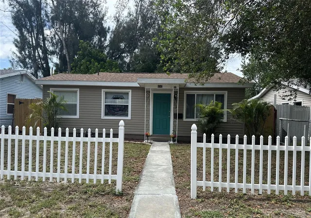Photo 1 of Single family home for sale at 4142 6th Avenue N, St Petersburg, FL 33713 | MLS# TB8525886 | Listing updated on 2026-08-12