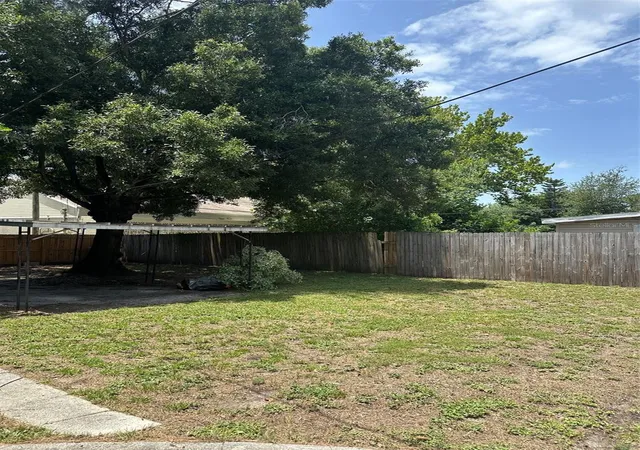 Photo 11 of Single family home for sale at 4142 6th Avenue N, St Petersburg, FL 33713 | MLS# TB8525886 | Listing updated on 2026-08-12