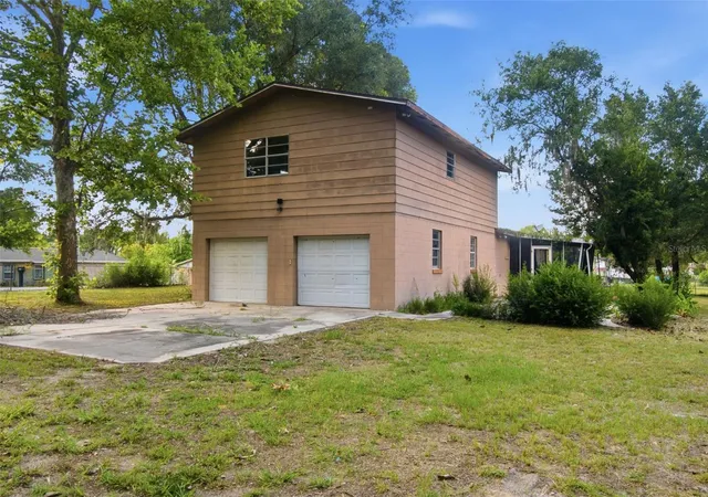 2nd image of 2805 Ne 24th Ct, Ocala, FL 34470 | MLS# V4950032