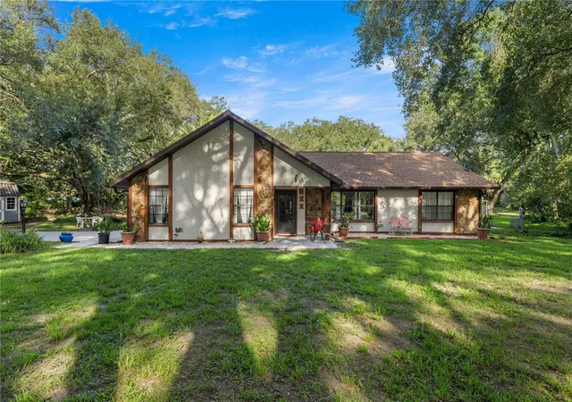 Photo 4 of Single family home for sale at 16250 SW 20th Avenue Rd, Ocala, FL 34473 | MLS# OM727916 | Listing updated on 2026-07-28