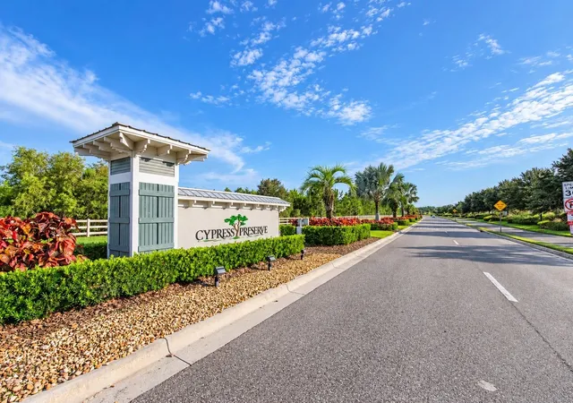 Photo 2 of Single family home for sale at 10331 Heron Hideaway Loop, Land O Lakes, FL 34638 | MLS# TB8525892 | Listing updated on 2026-10-17