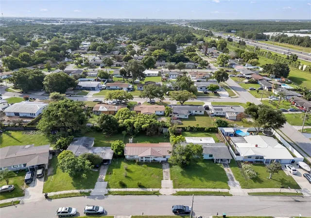 Photo 3 of Single family home for sale at 6201 Antilla Dr, Orlando, FL 32809 | MLS# O6422302 | Listing updated on 2026-08-05