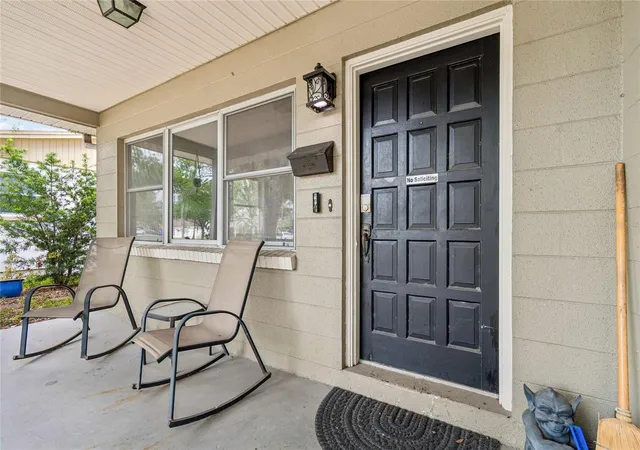 Photo 3 of Sale Pending at 621 E Davis Blvd, Tampa, FL 33606 | MLS# TB8525894 | Listing updated on 2026-08-05