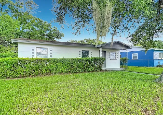 3rd image of 1025 S Central Ave, Lakeland, FL 33815 | MLS# L4963265