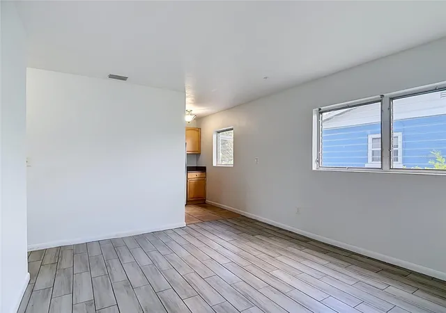 4th image of 1025 S Central Ave, Lakeland, FL 33815 | MLS# L4963265